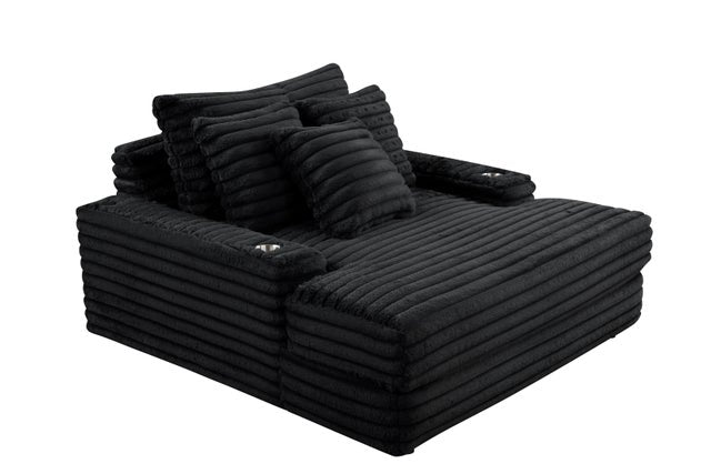 1400 - Chaise **NEW ARRIVAL**