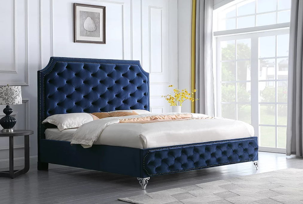 B830 Leilah (Blue)