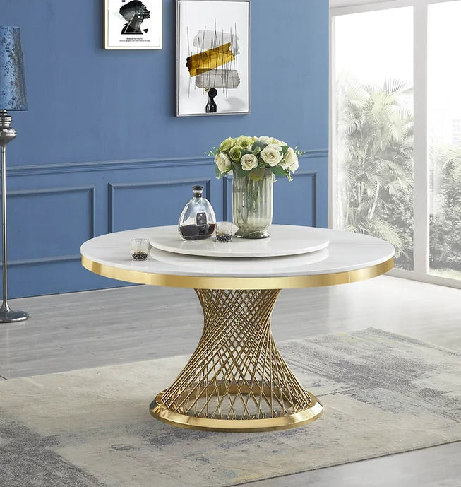D605 Unico Table and Chairs /D830 Santiago