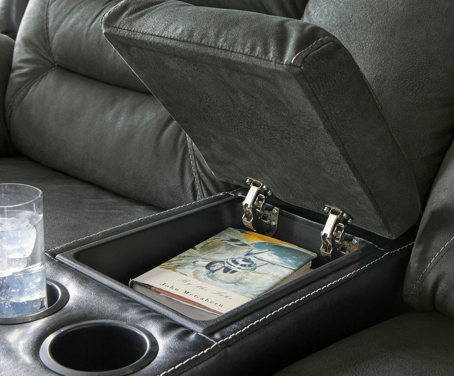 Earhart Sofa and Loveseat - PKG001078