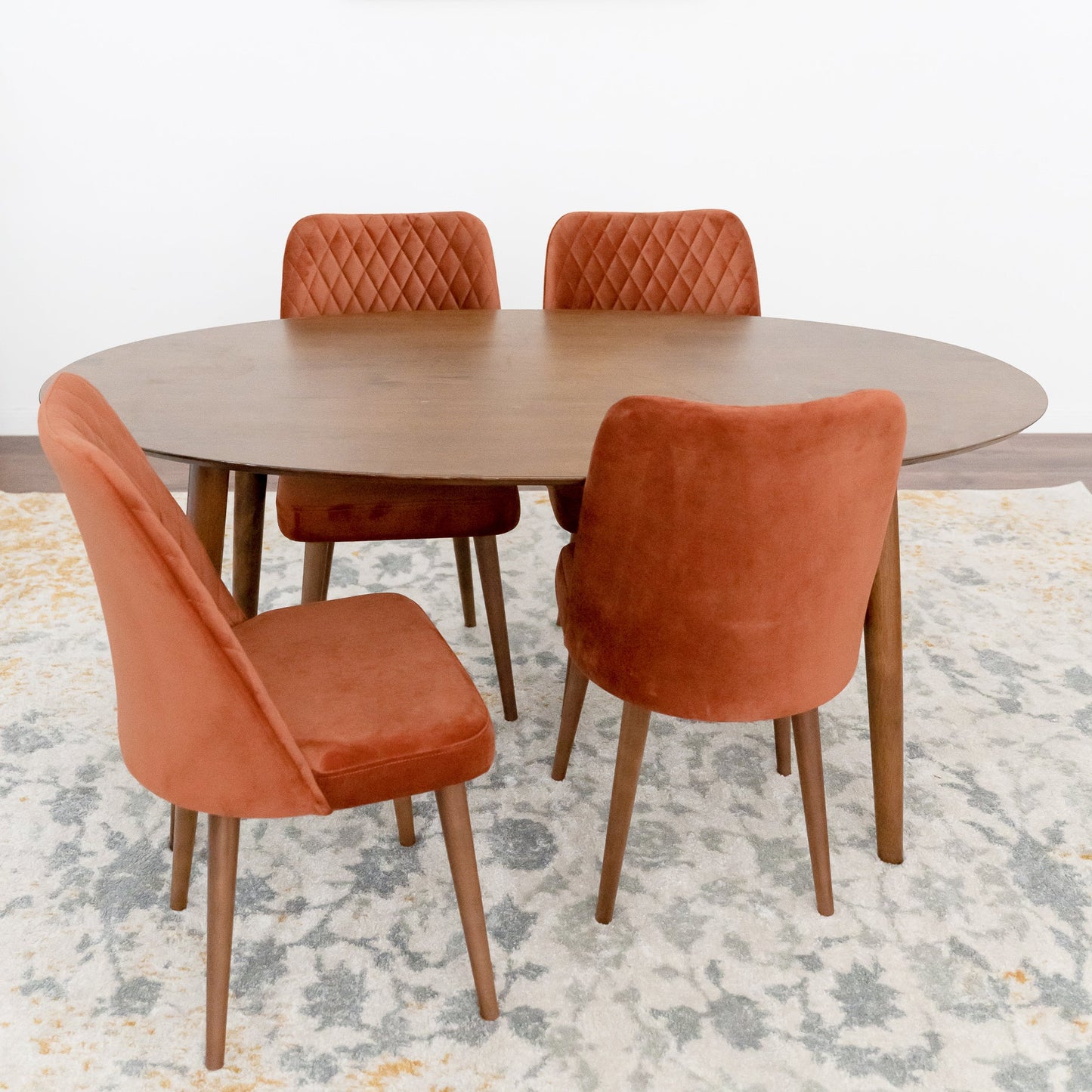 Rixos Dining set with 4 Evette Orange Dining Chairs (Walnut)