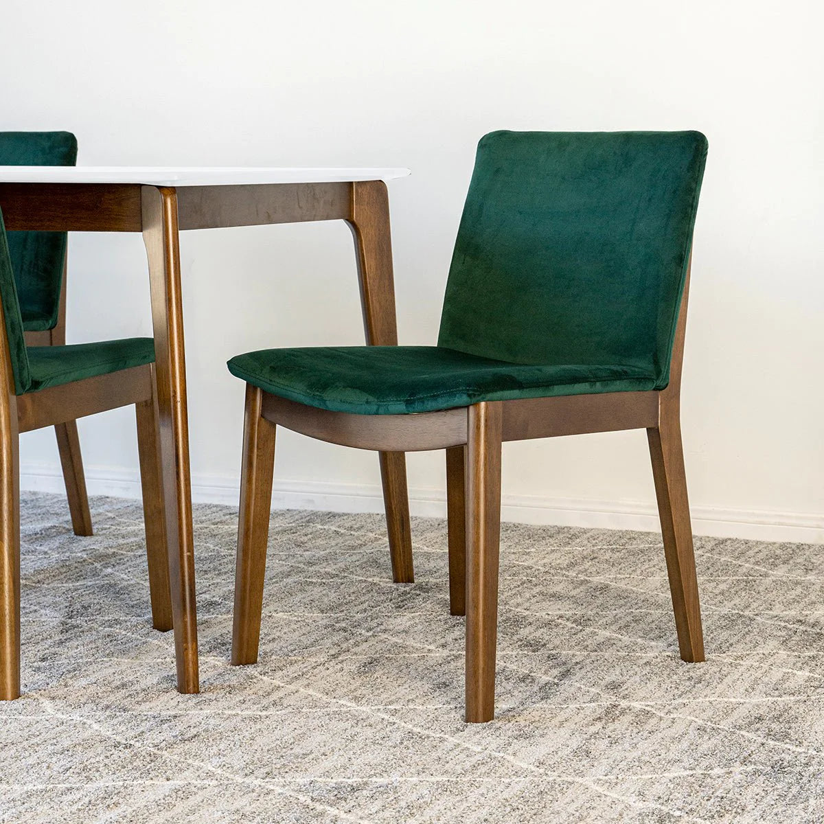 Selena (White) Dining Set with 4 Virginia (Green Velvet) Dining Chairs