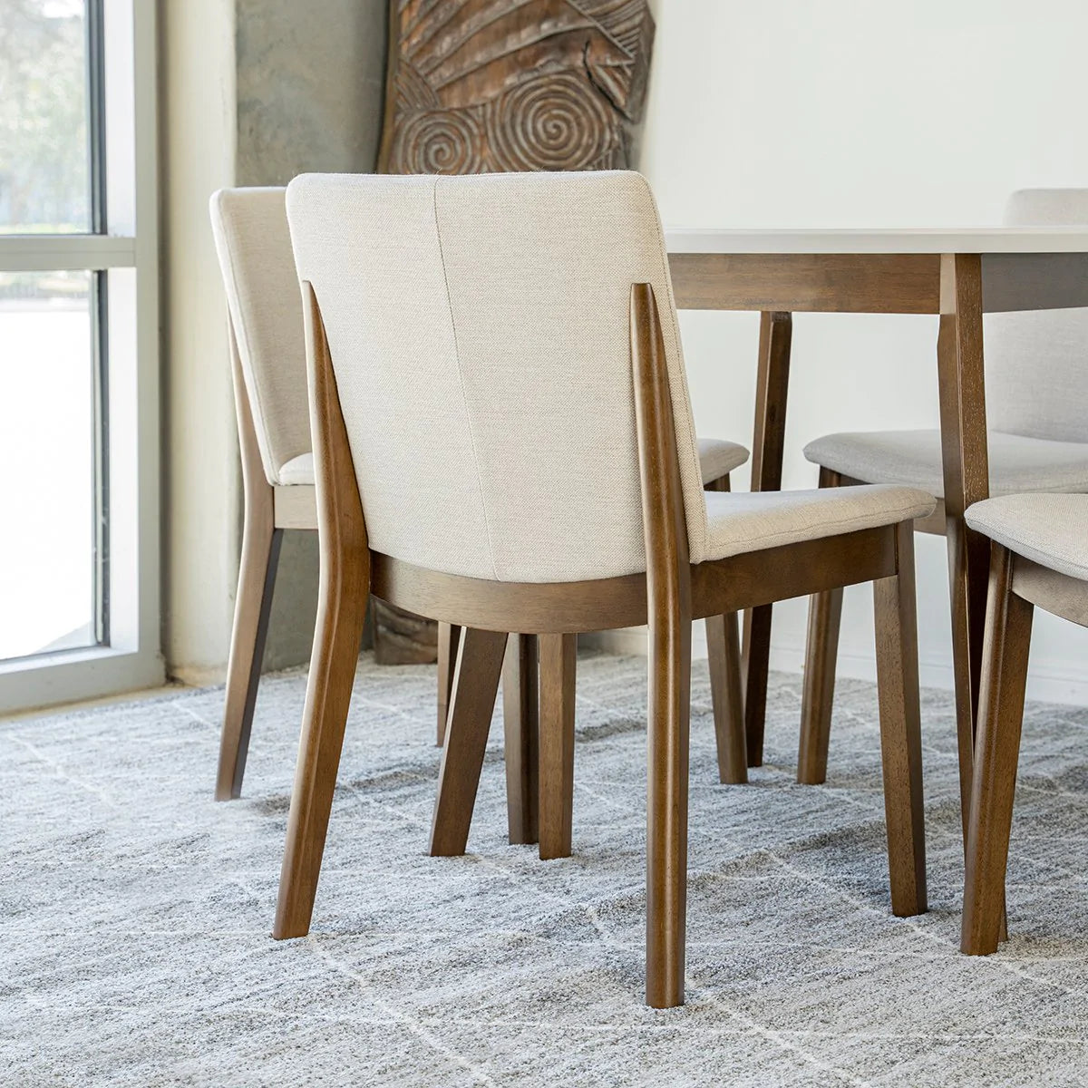 Aliana Dining set with 4 Virginia Beige Chairs (White)