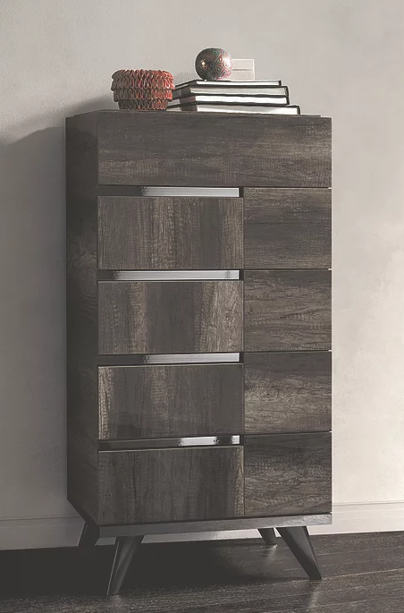 Medea Collection