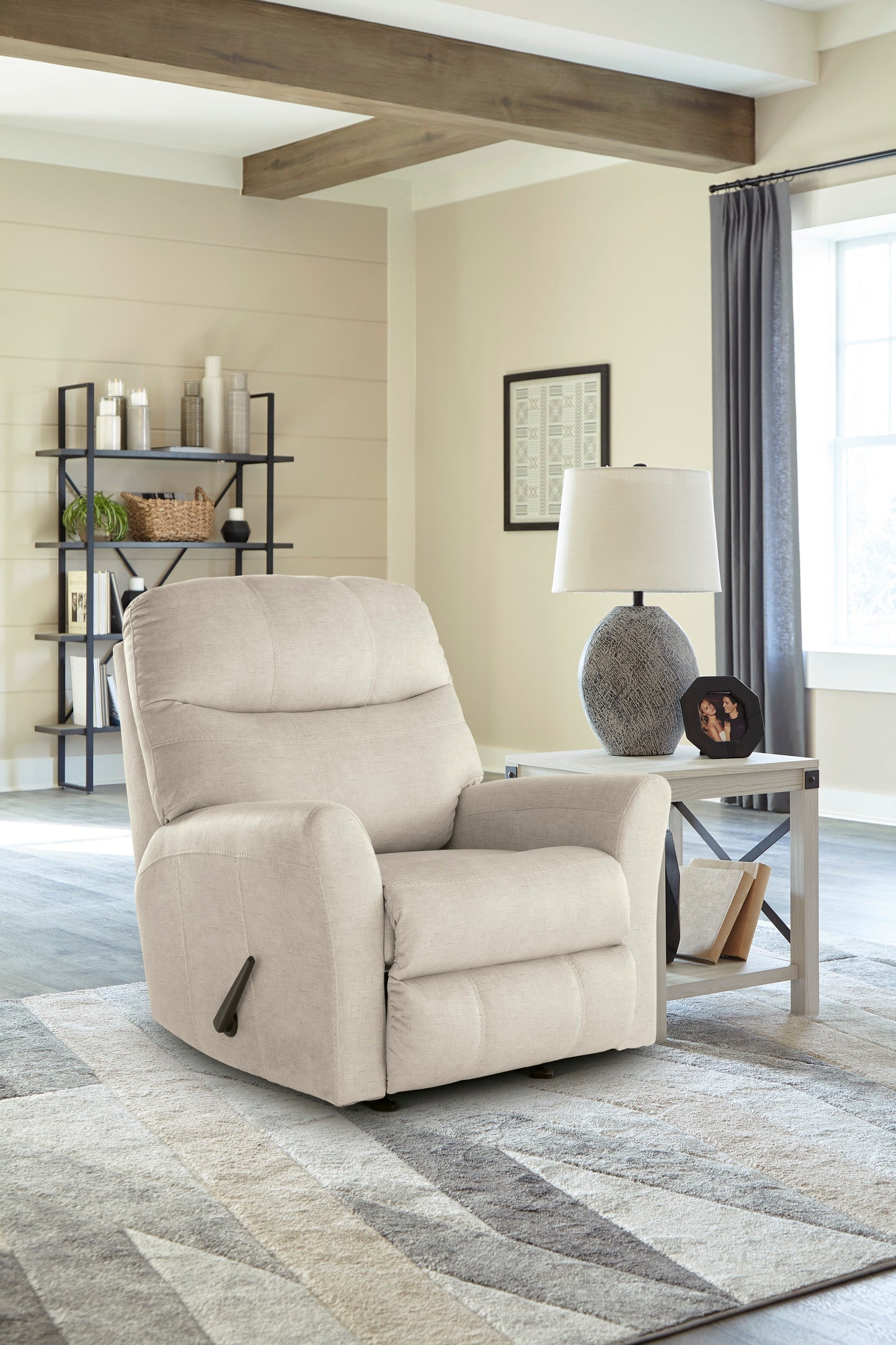 Falkirk Parchment Recliner | 8080625
