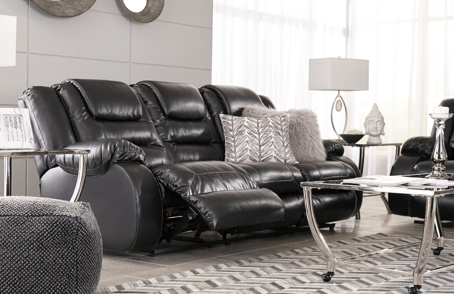 Vacherie Black Reclining Sofa | 7930888
