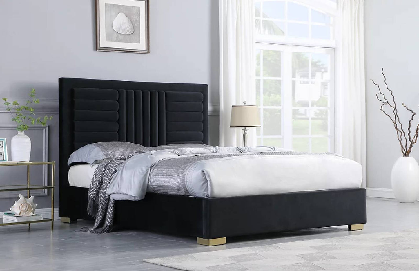B820 Anita (Black)