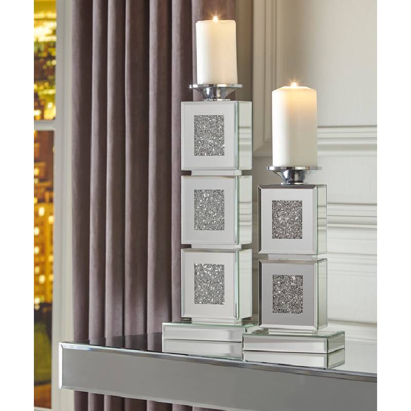A2000411 - Candle Holder Set
