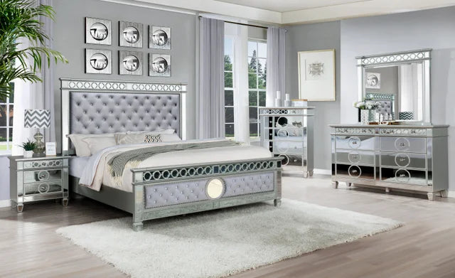 B5020 - 4pc or 5pc Bedroom Set - Queen, King