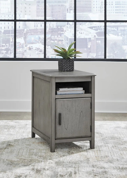 T310-417 Side End Table (USB Ports/Power Outlet) **NEW ARRIVAL**