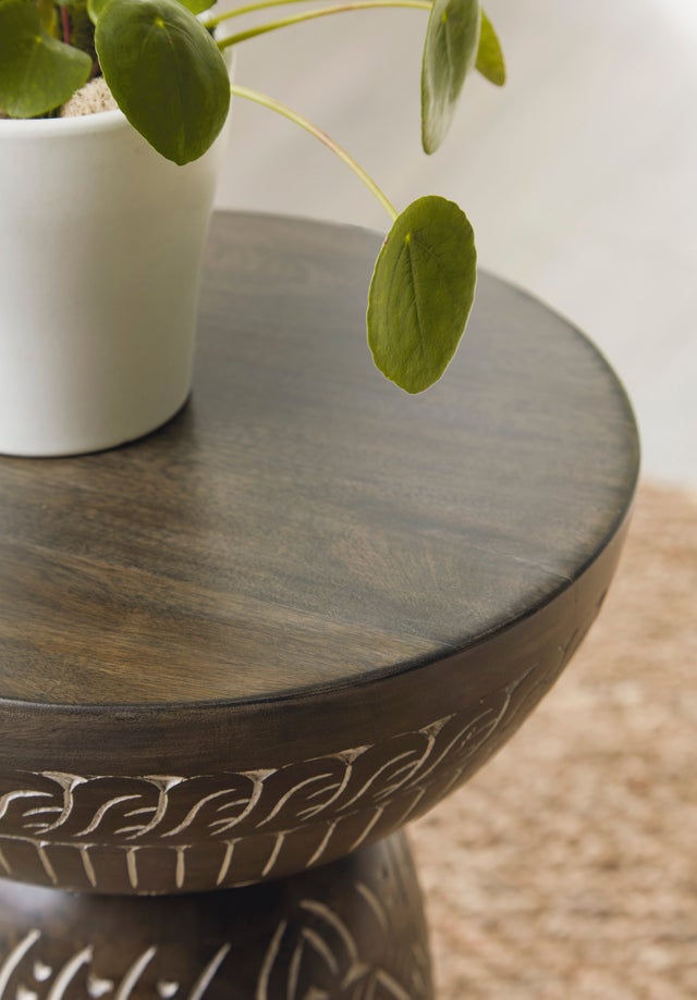 Ashley A4000622 Accent Table
