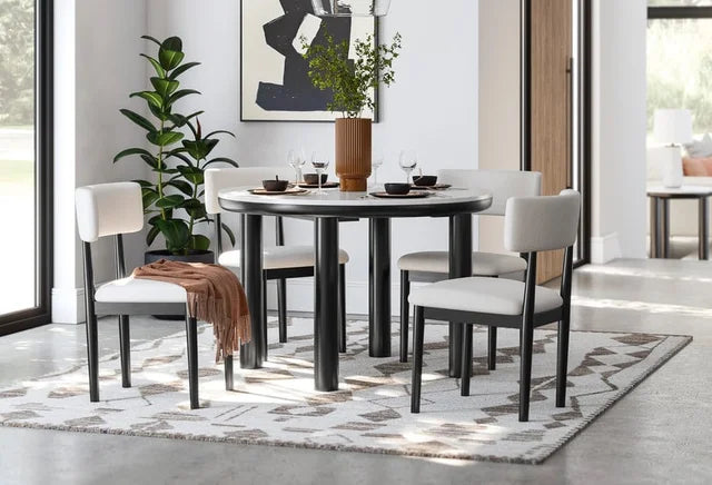 D429 - Ashley 5pc Dining Set **NEW ARRVIAL**