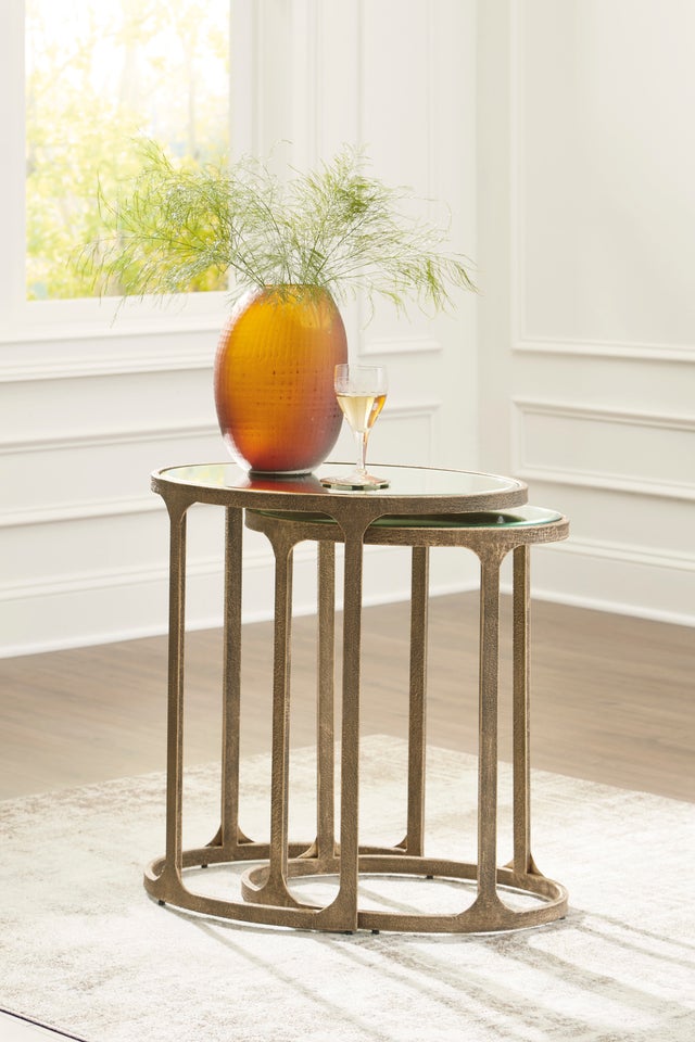 A4000624 - Accent Table Set **NEW ARRIVAL**