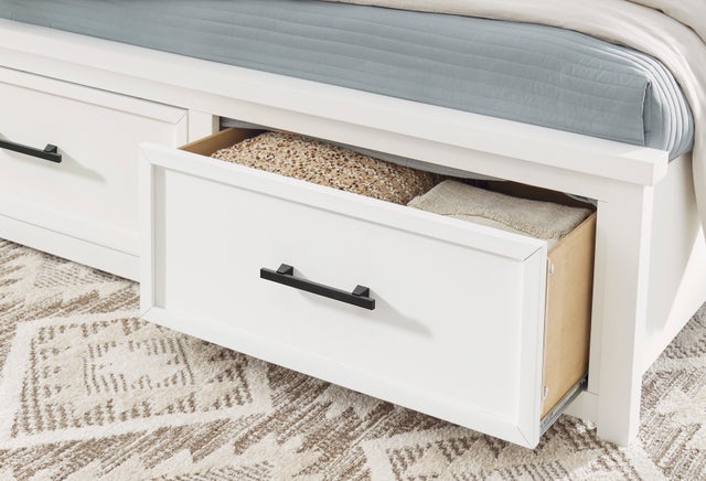B844 5PC Bedroom Set - Queen, King