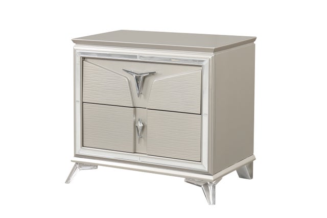 Master 4pc or 5pc Bedroom Set - Queen, King