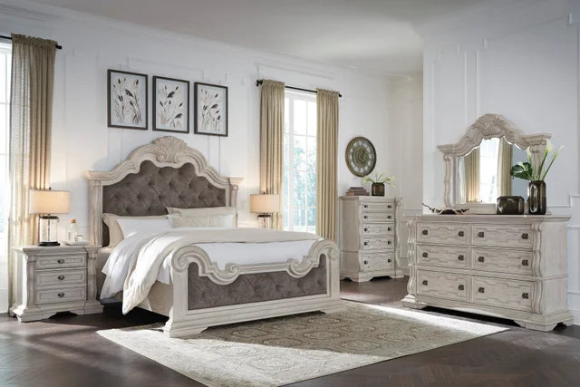 B948 - 5pc Bedroom Set - Queen, King