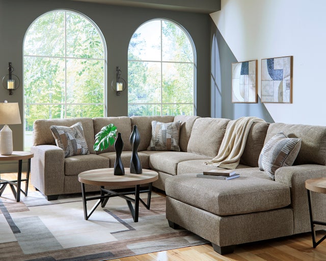 Ashley 484-04  3PC Sectional w/Full Size Sleeper **NEW ARRIVAL**