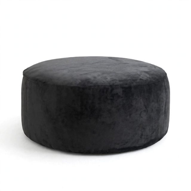 Behold 966 - Round Ottoman