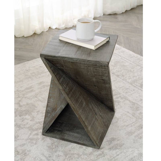 A4000509 - Accent Table **NEW ARRIVAL**